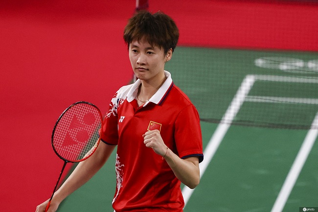 重球员在比 重球员在比