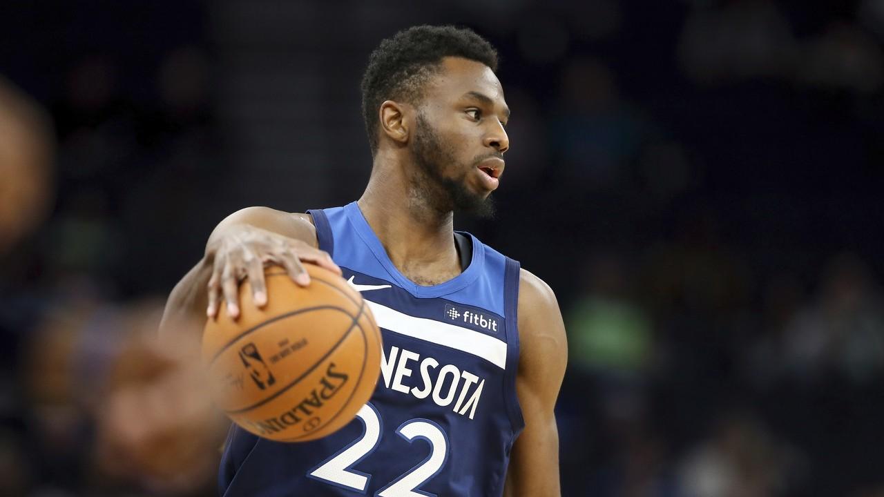 英超赛场的 英超赛场的